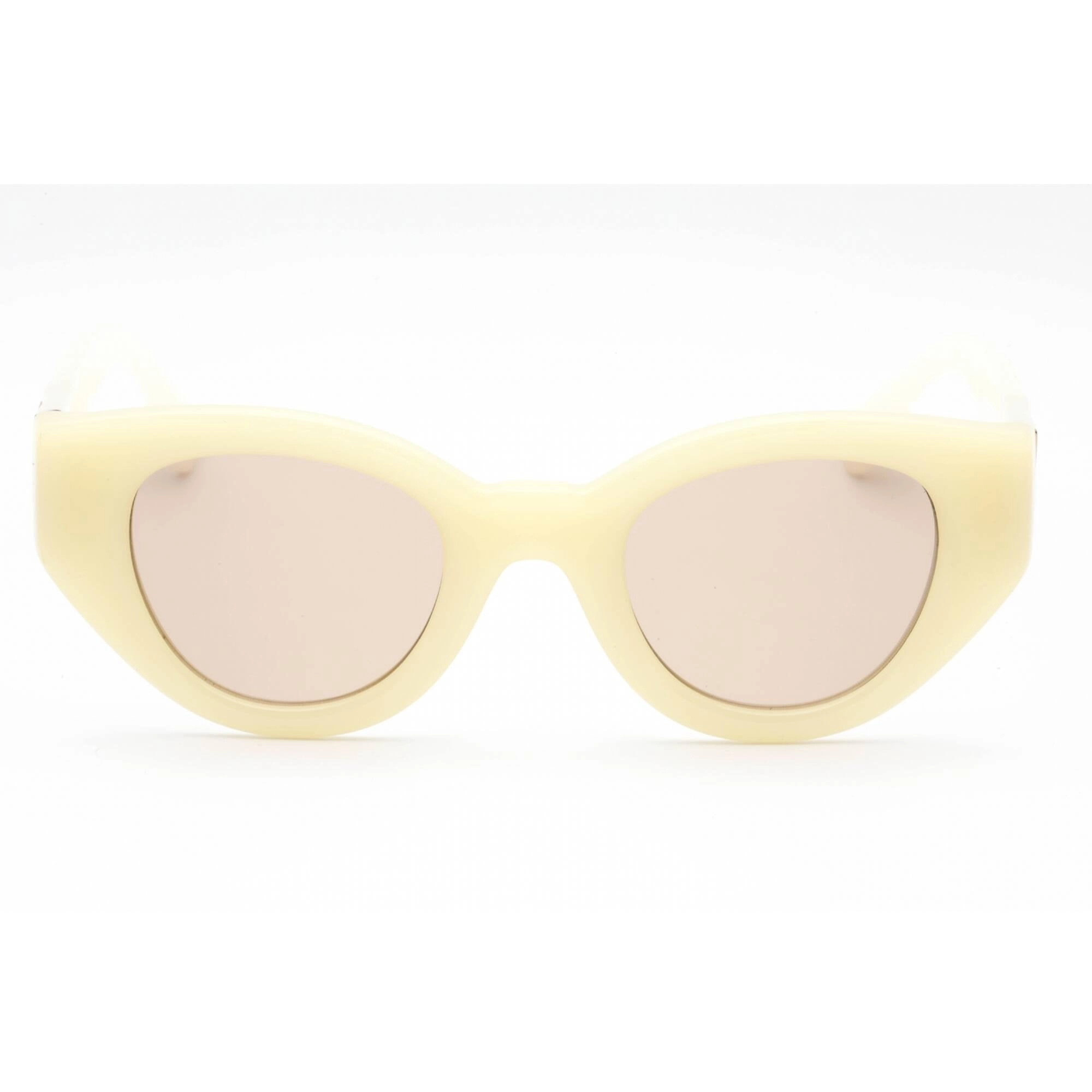 Burberry Women's Sunglasses - Ivory Cat Eye Frame Light Pink Lens | 0BE4390 406793