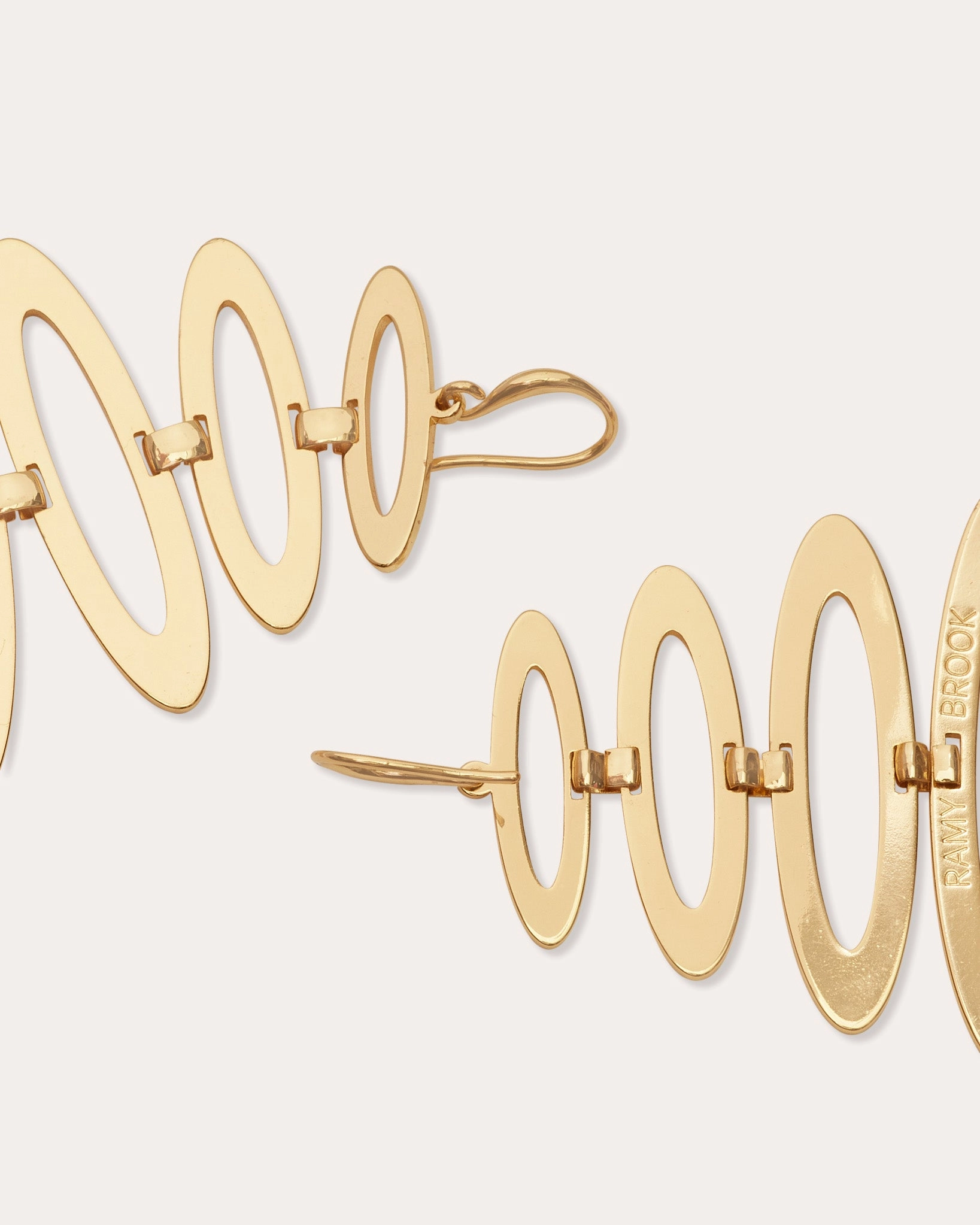 Jazmine Oval Earrings